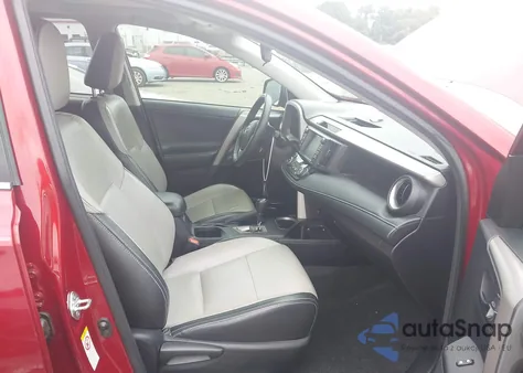 2018 Toyota Rav4 Xle z USA, uszkodzony, nr VIN 2T3WFREV0JW420839